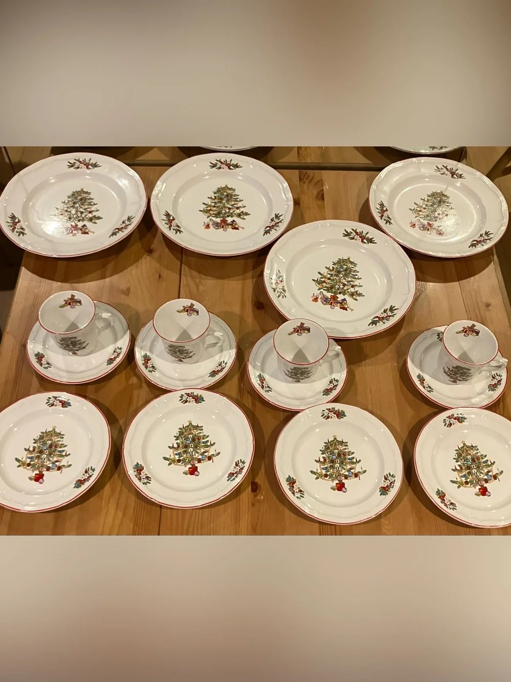 EUC Brick Oven Stoneware Joy to the World' Holiday Dinnerware Set (16-Piece)
